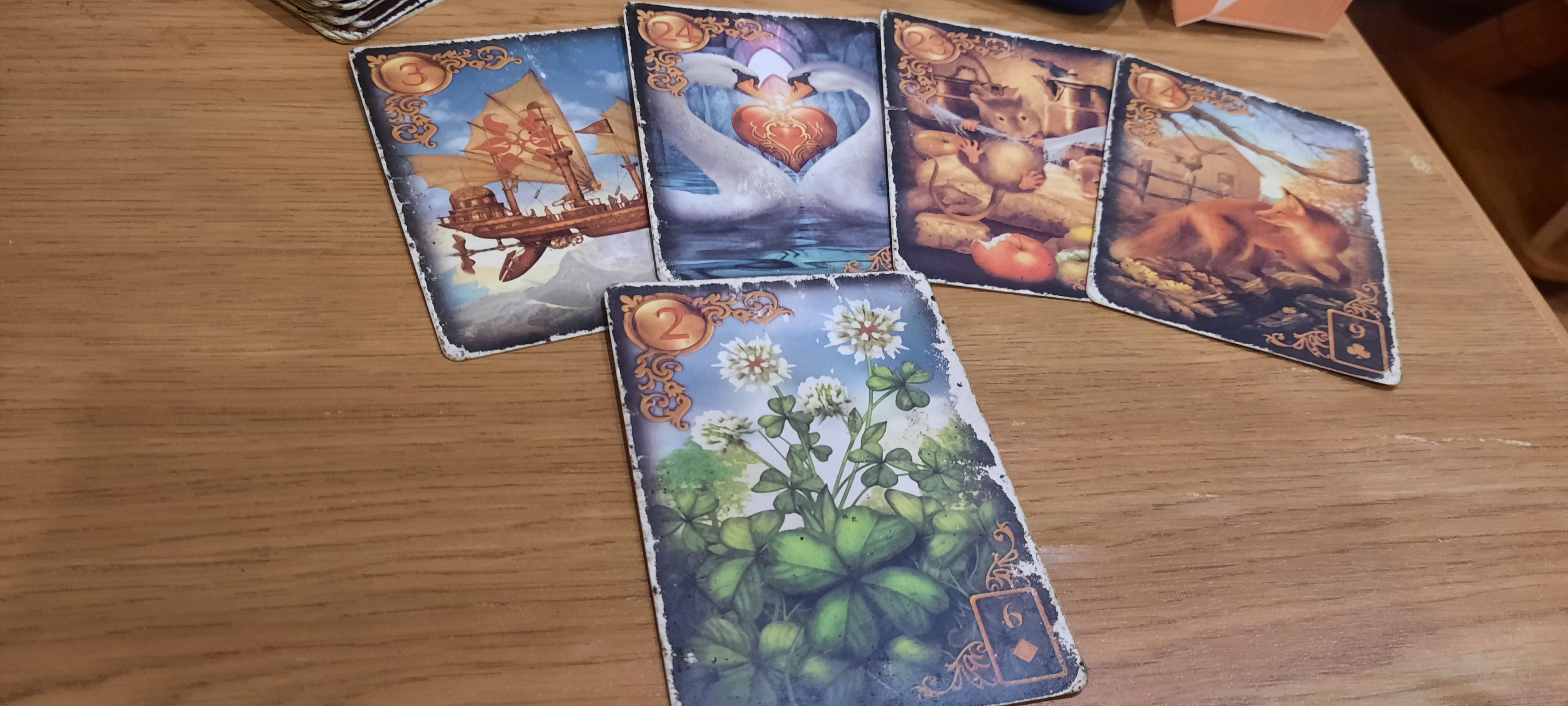 Тренировка на Ленорман Gilded Reverie Lenormand - 16977294037533604198386777855791.jpg