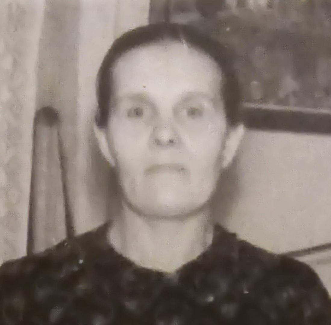 Помогите разобраться, пожалуйста  - Screenshot_20240911_181344_Gallery.jpg