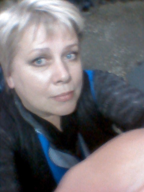 Помогите,пожалуйста, узнать не делалась на маму порча? - фотки с тел 010.JPG