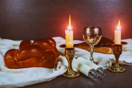 Блог mudder - depositphotos_190307468-stock-photo-shabbat-shalom-traditional-jewish-ritual.jpg