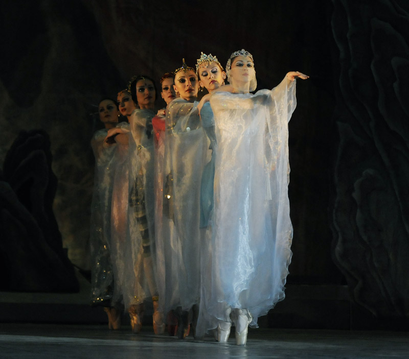 Блог mudder - Scene_from_Seven_beauties_ballet_2.jpg