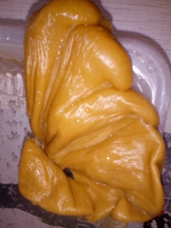 Ноги,закрыто...хотя открылась в предыдущем отливе