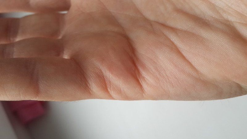 Вопросы по Хирологии писать здесь. Просмотр ладони. Тема для данных - 20180228_094401.jpg