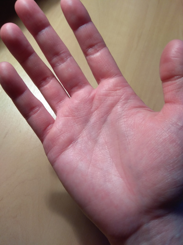 Вопросы по Хирологии писать здесь. Просмотр ладони. Тема для данных - IMG_20180304_184202.jpg